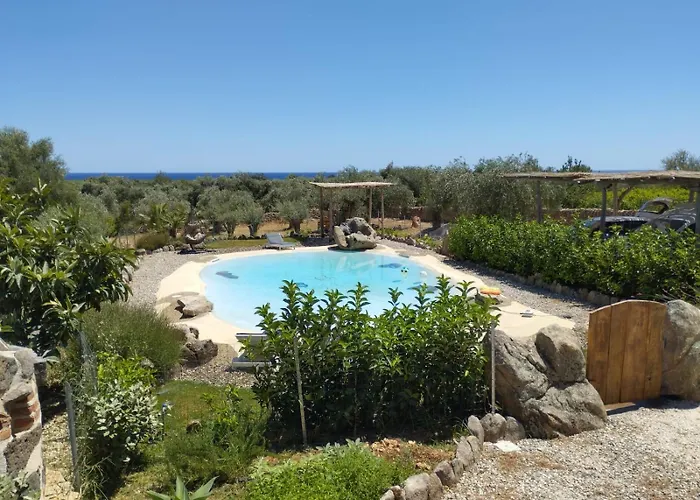 Villa Cuccuru Relax - A Orosei